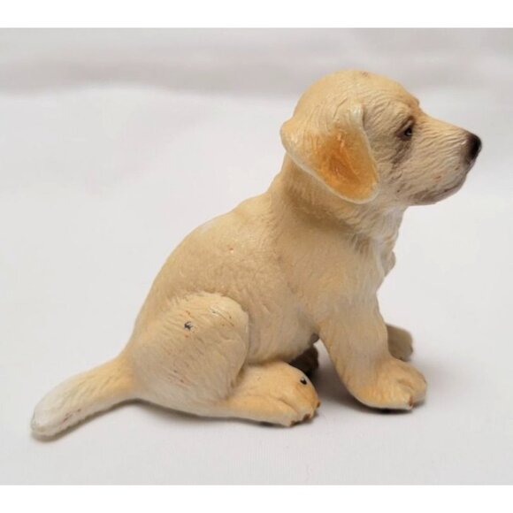 Vintage Schleich Yellow Labrador Lab Puppy 1.5" Tall Figurine D73527 - Picture 6 of 8